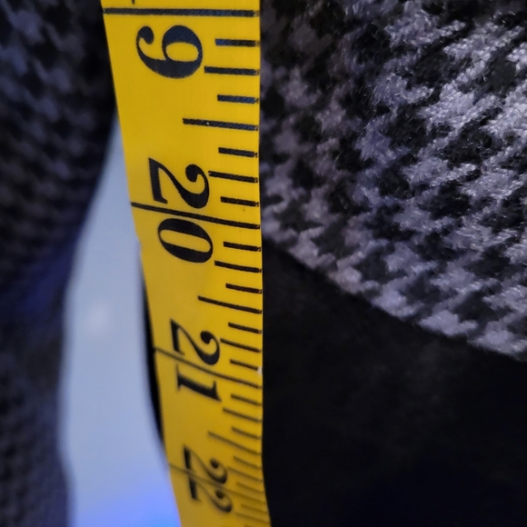 Salvatore Ferragamo 100% Wool Blazer Jacket Size 8 - Picture 6 of 8